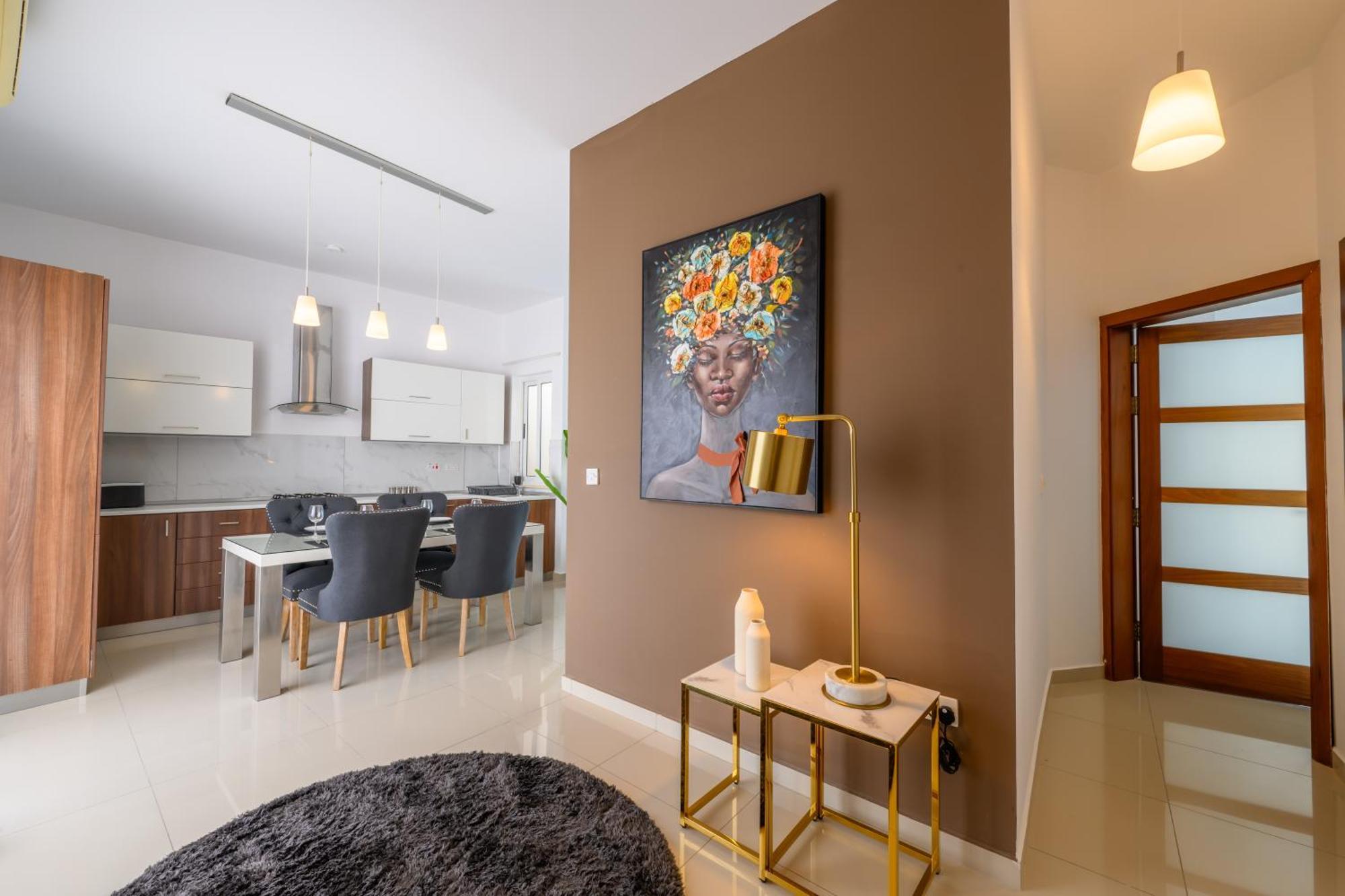Apartment Breathtaking Penthouse Crimson Court B *